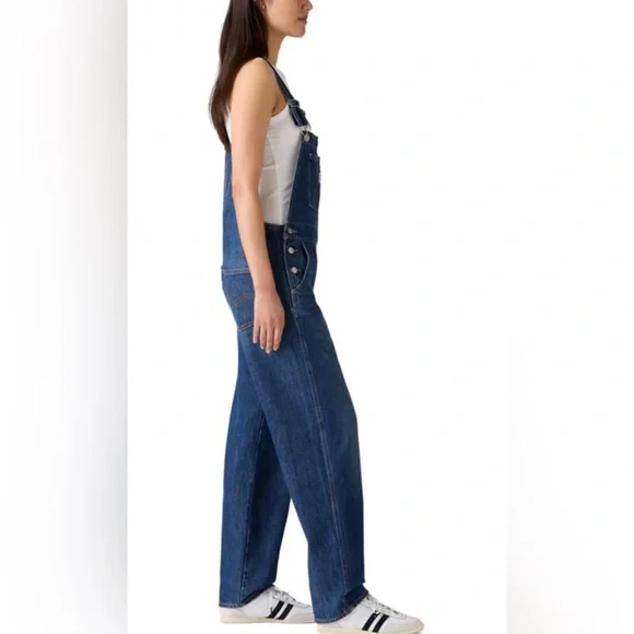 Levi’s Vintage Women’s Denim Overalls - Picture 2 of 10